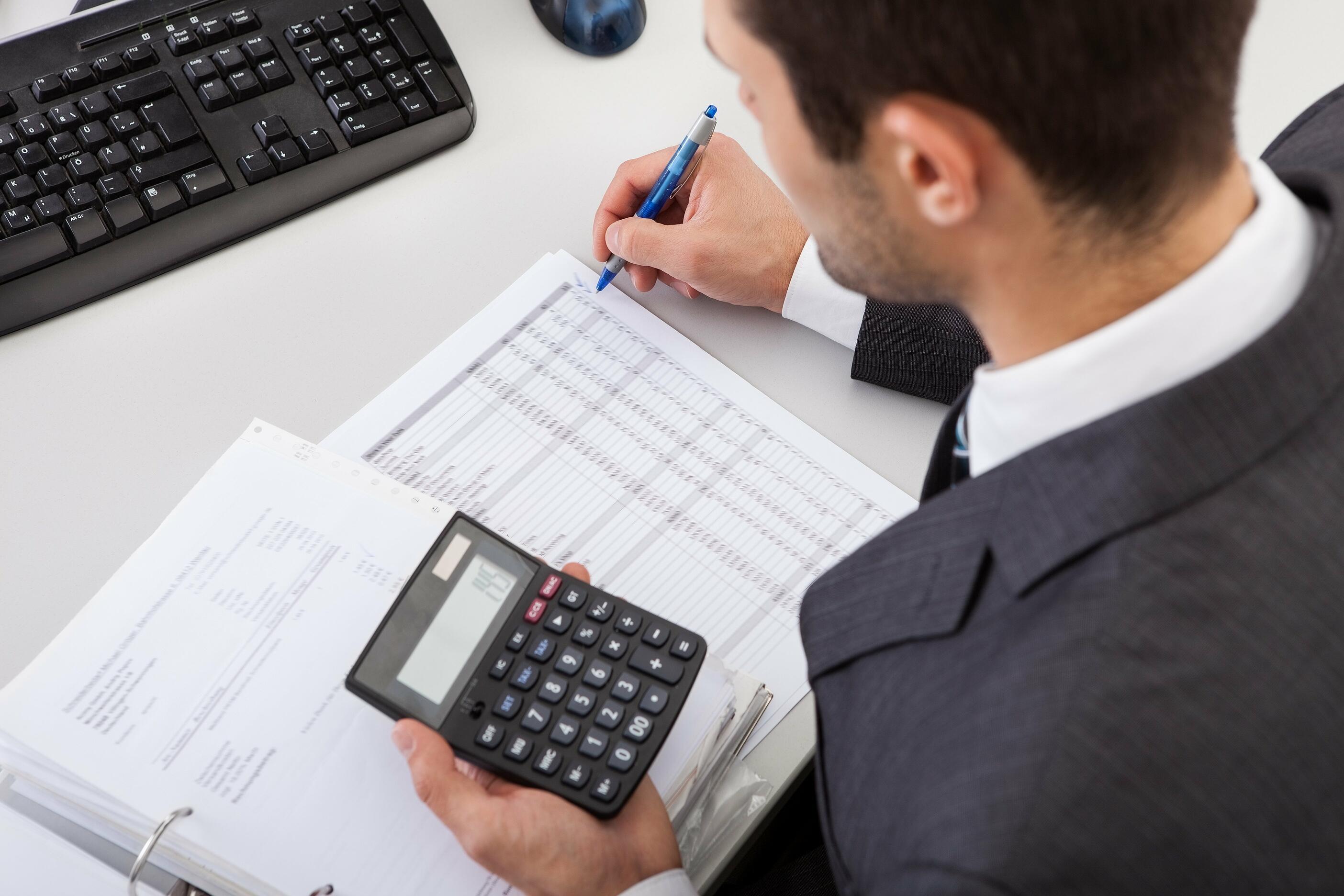 3 Signs Your Small Business Needs An Accountant