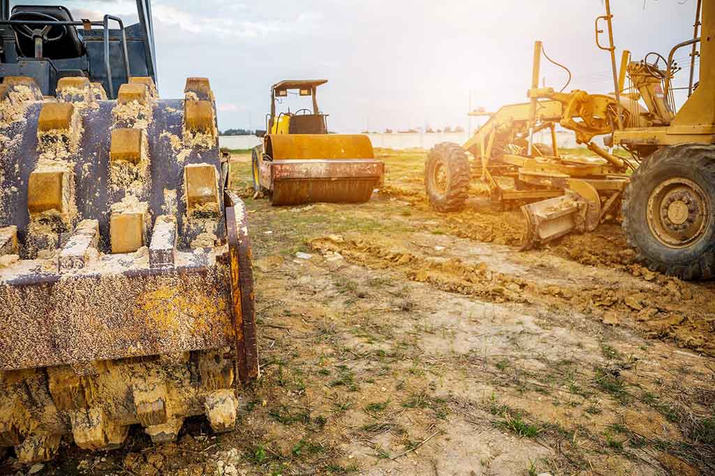 Construction equipment leasing: should you choose new or used?