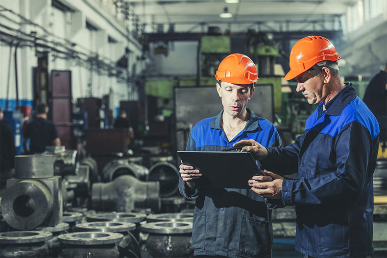 How to boost your manufacturing company with equipment leasing